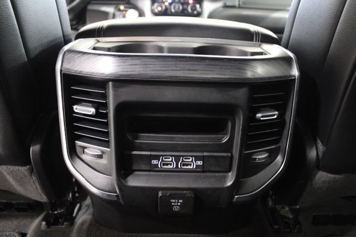 Used 2024 RAM 1500 Laramie AWD/4WD image 22