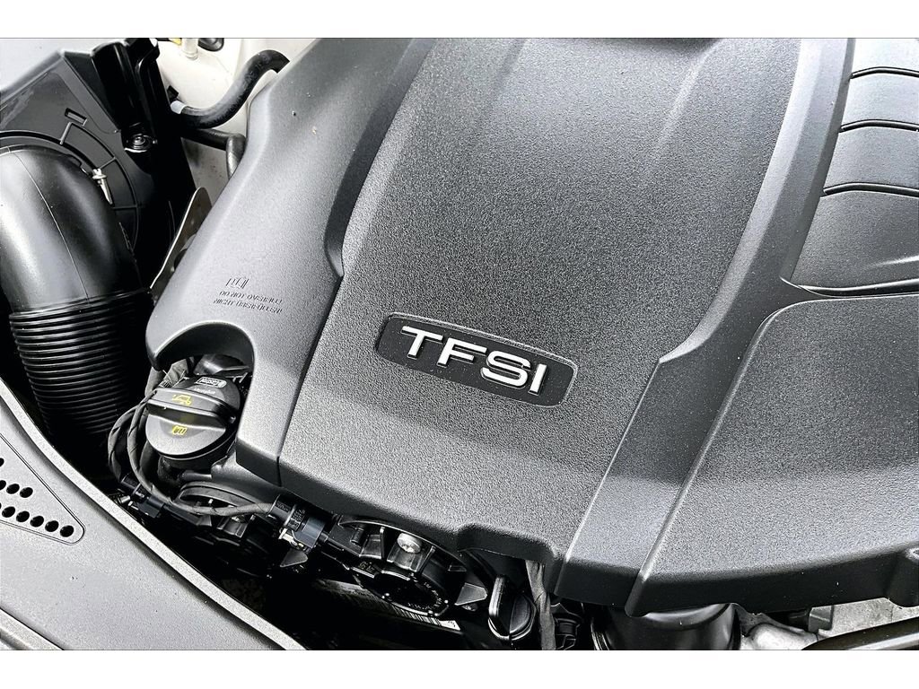 Used 2017 Audi A4 2.0T Premium image 30