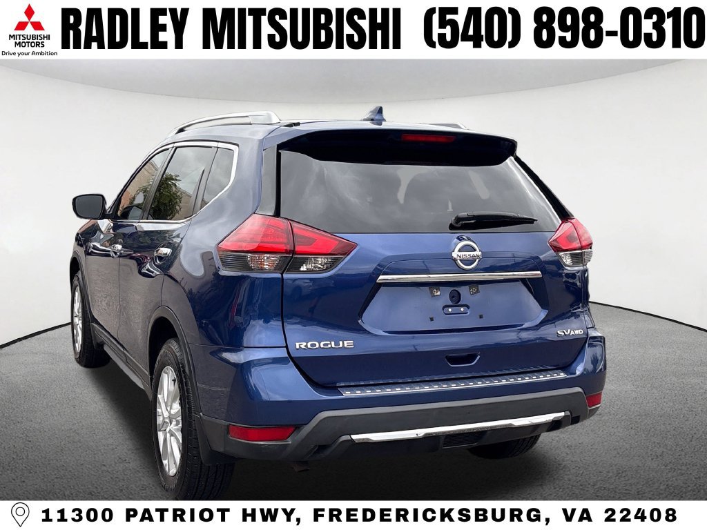Used 2017 Nissan Rogue SV AWD/4WD image 16