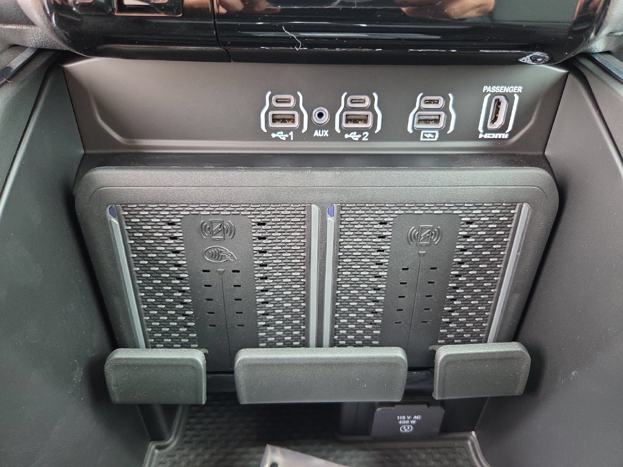 New 2026 RAM 1500 Laramie AWD/4WD image 28