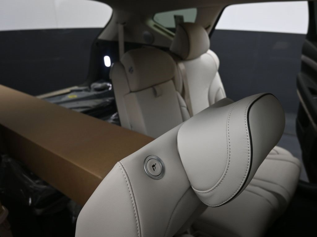 New 2026 Genesis GV80 2.5T Advanced image 16