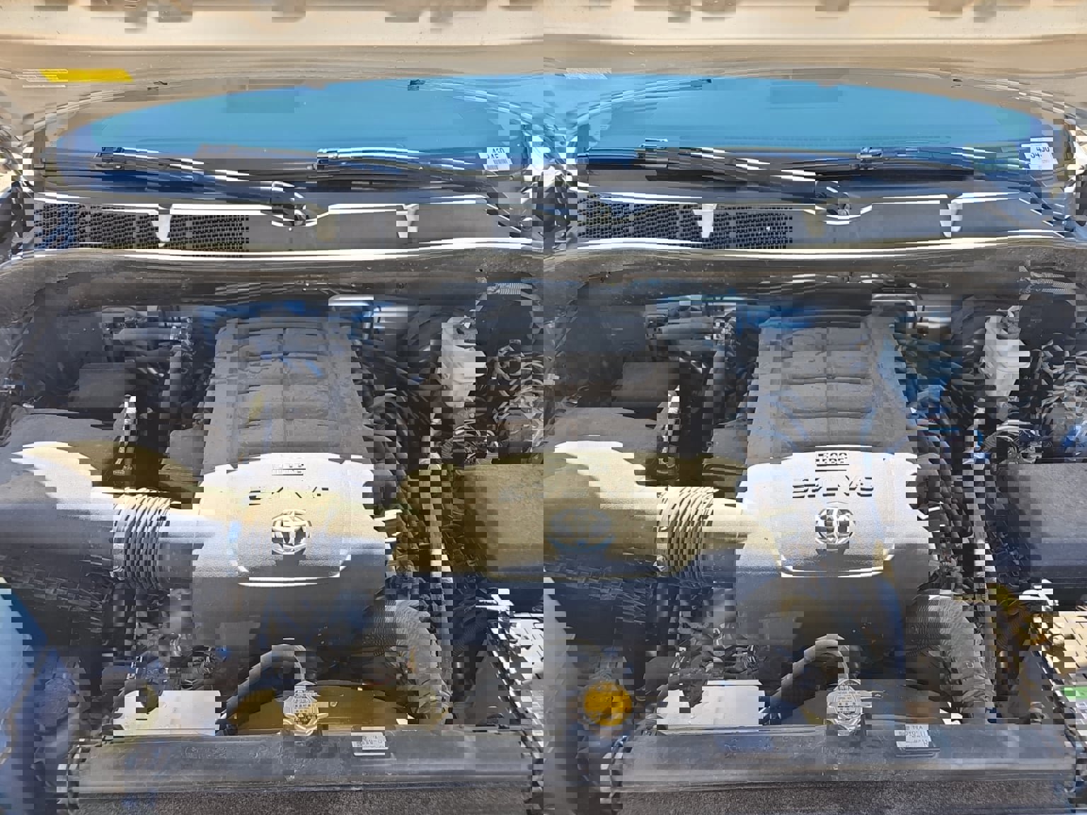 Used 2016 Toyota Sequoia SR5 w/ Premium Package image 20