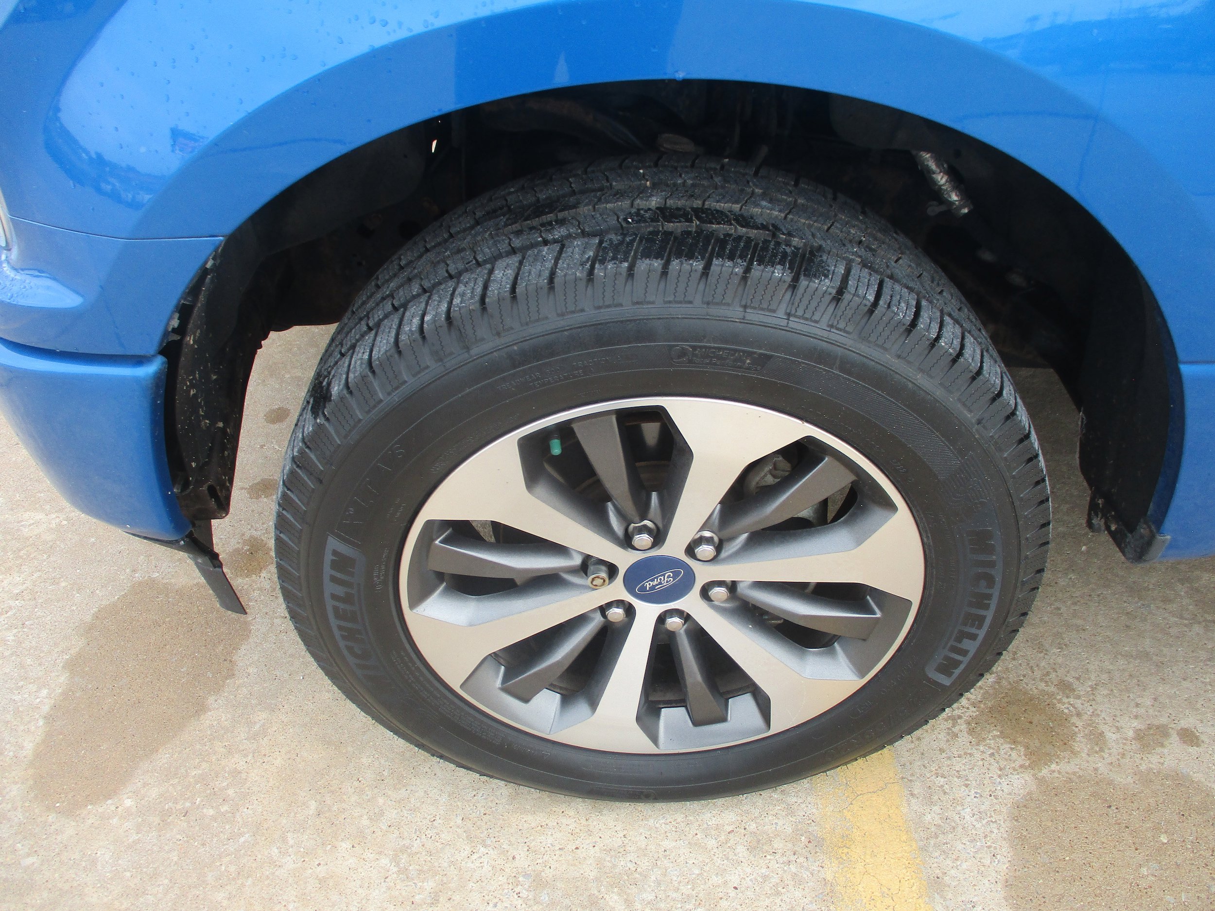 Used 2019 Ford F150 XL w/ Equipment Group 101A Mid AWD/4WD image 3