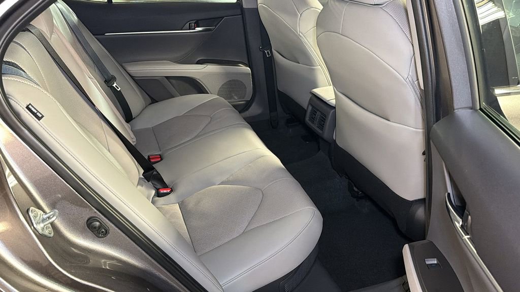 Used 2024 Toyota Camry XSE w/ Navigation Package image 12