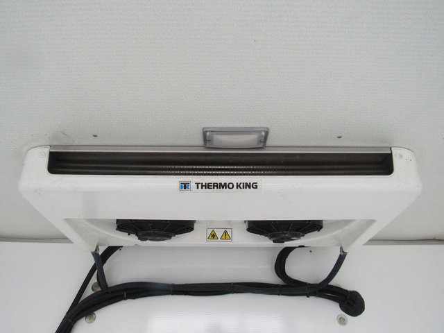 Used 2024 GMC Savana 3500 w/ Power Convenience Package image 22