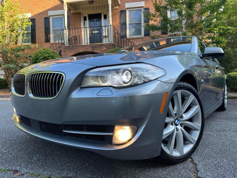 Used 2011 BMW 535i xDrive Sedan AWD/4WD image 2