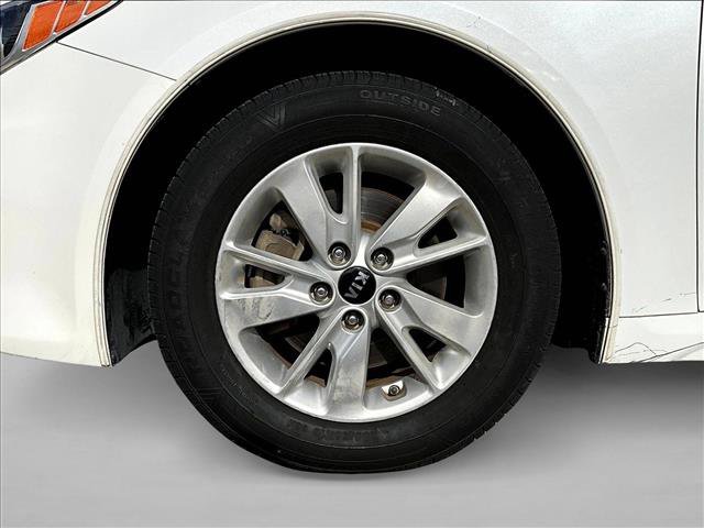 Used 2016 Kia Optima LX FWD image 10