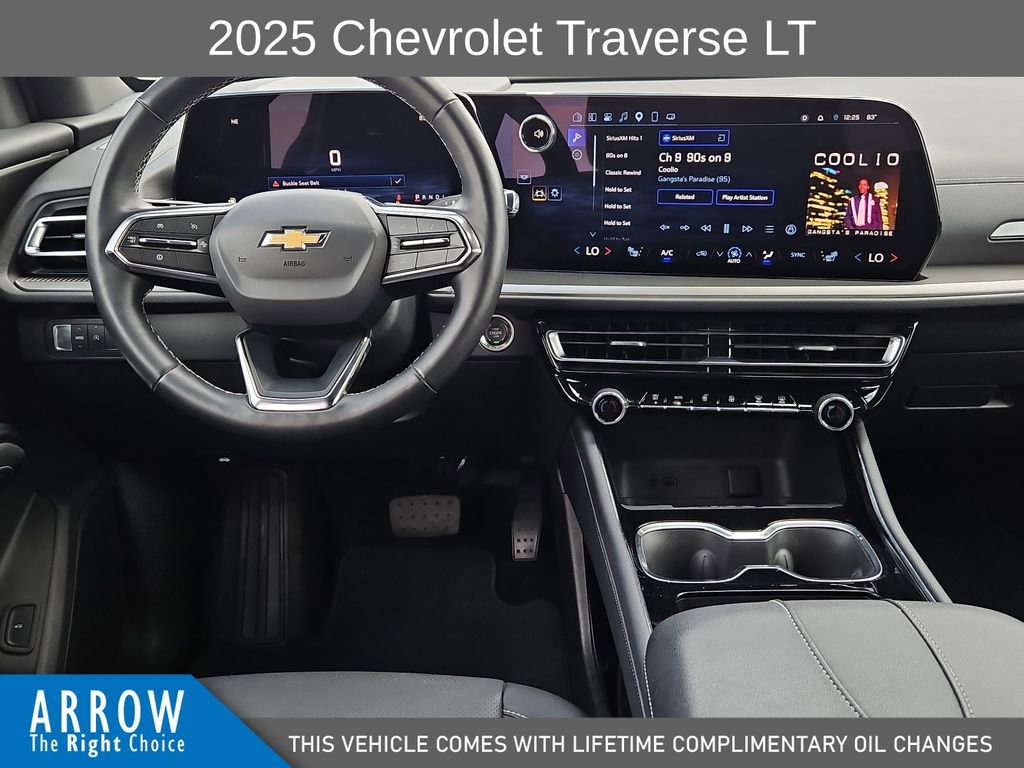 Used 2025 Chevrolet Traverse LT image 20