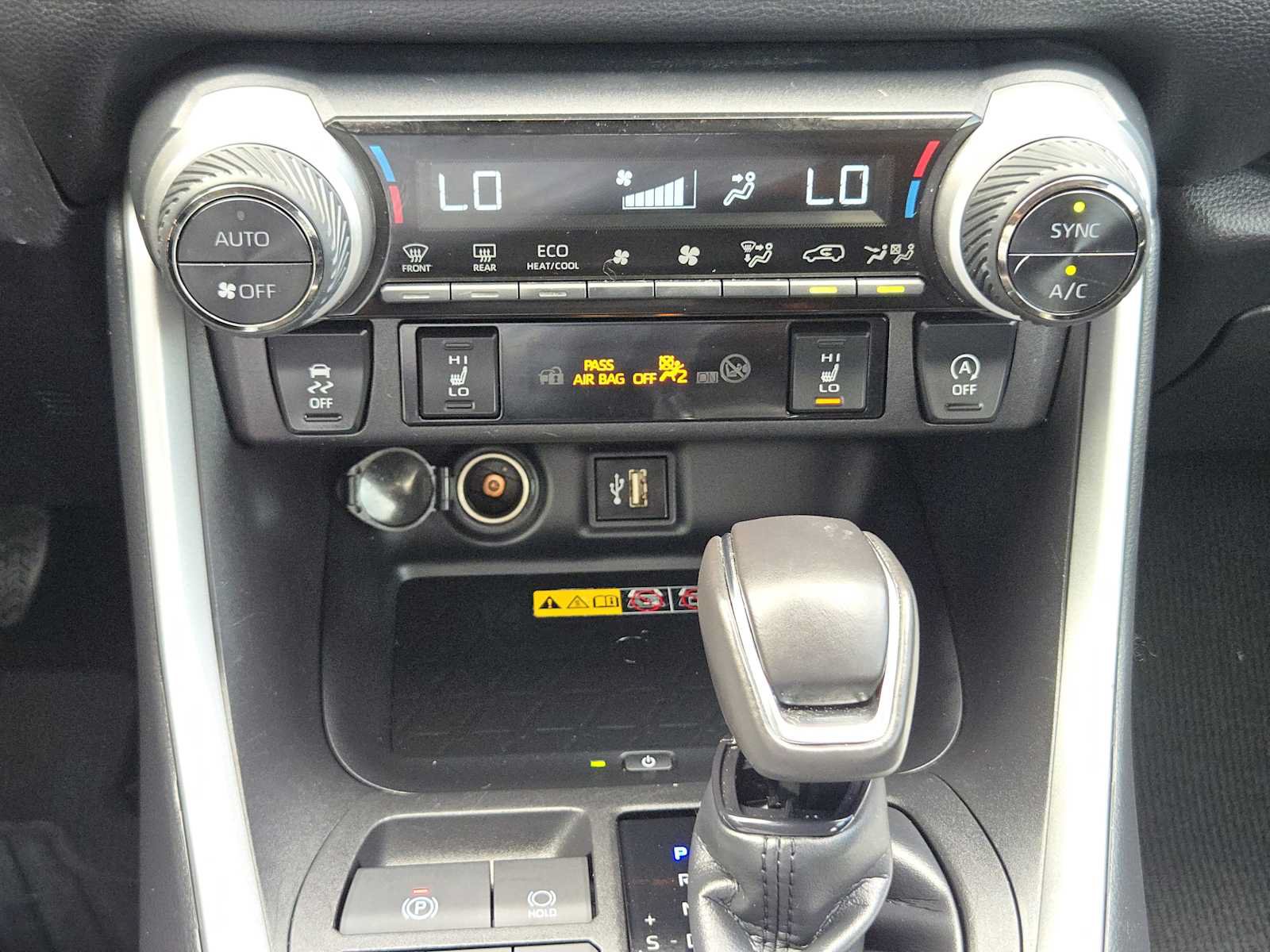 Used 2024 Toyota RAV4 XLE Premium w/ Weather Package FWD image 20