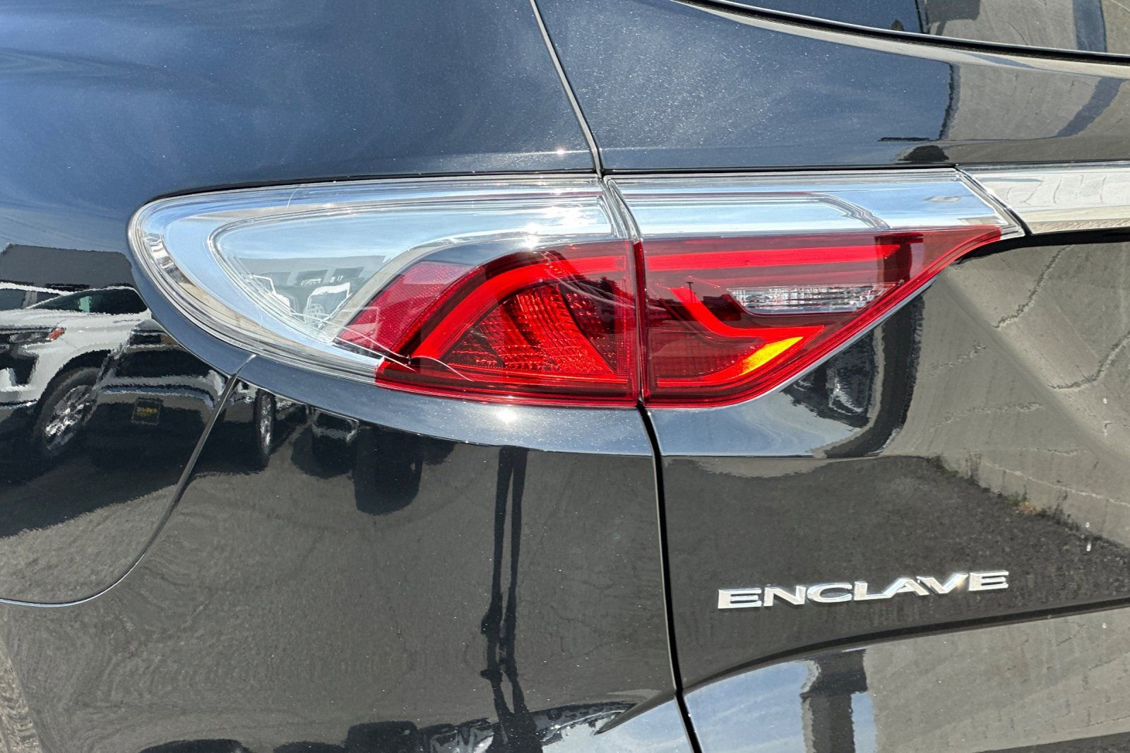 Certified 2023 Buick Enclave Essence w/ Experience Buick Package image 38