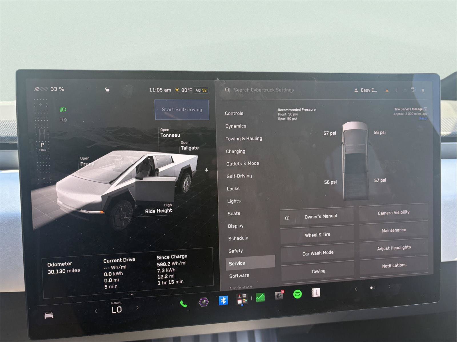 Used 2024 Tesla Cybertruck AWD Crew Cab image 33
