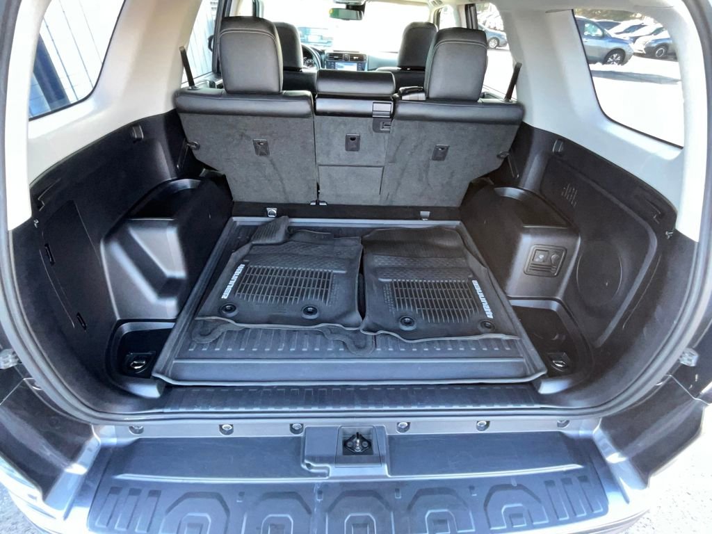 Used 2020 Toyota 4Runner Limited image 21