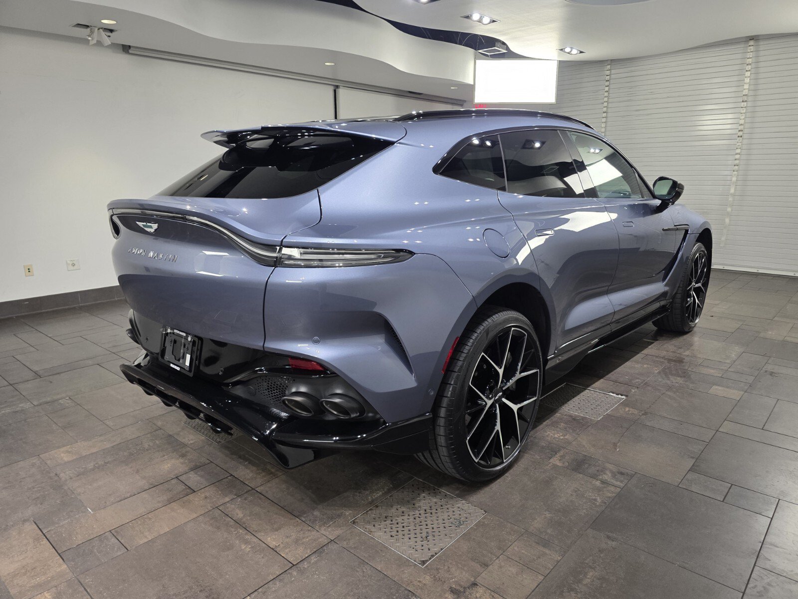 Used 2025 Aston Martin DBX 707 AWD/4WD image 26