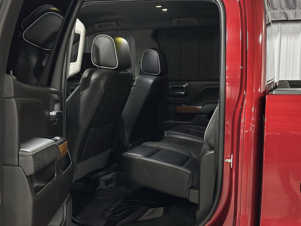 Used 2018 Chevrolet Silverado 2500 High Country w/ Duramax Plus Package image 11