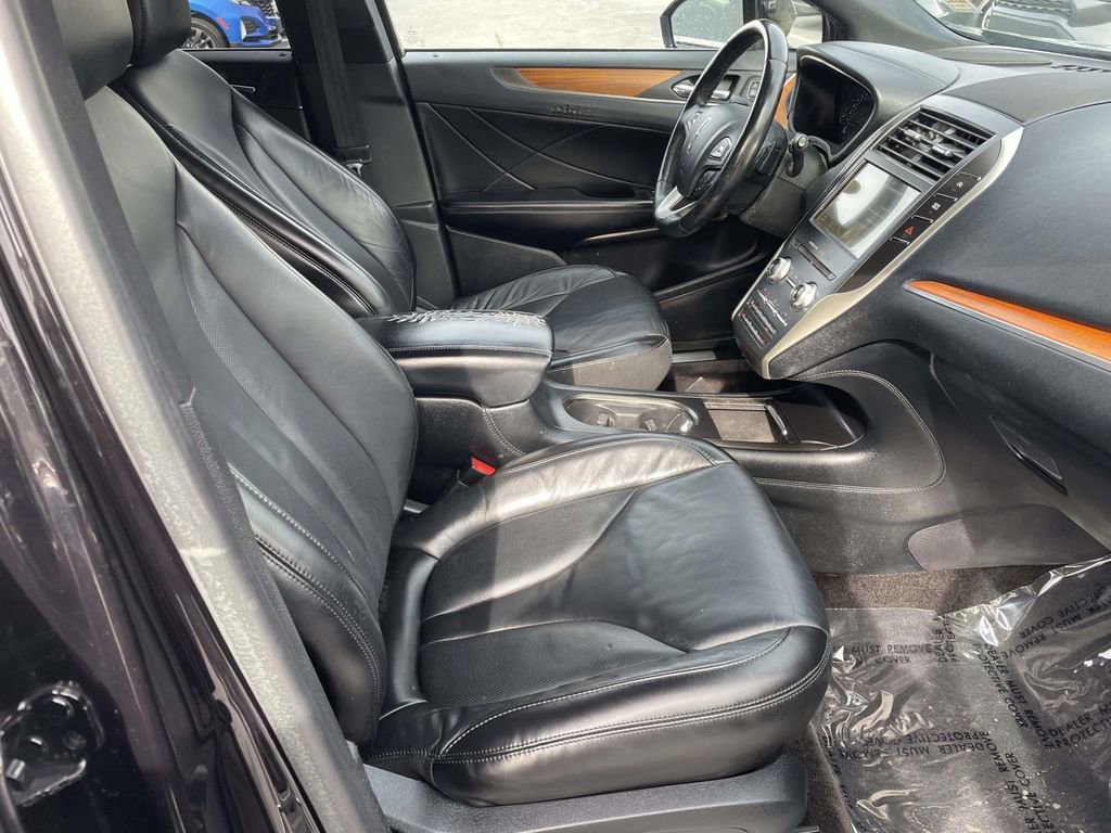 Used 2019 Lincoln MKC Select w/ Select Plus Package image 45