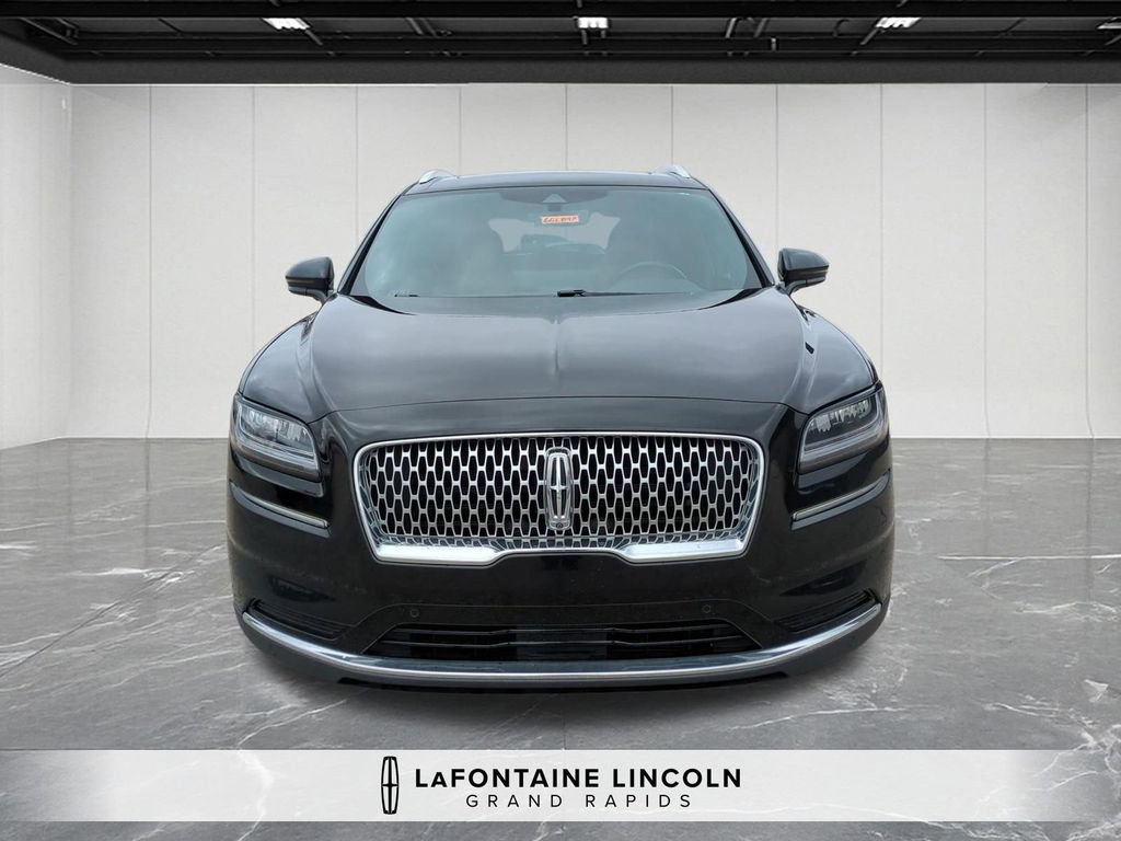 Certified 2022 Lincoln Nautilus Reserve w/ Equipment Group 201A image 8