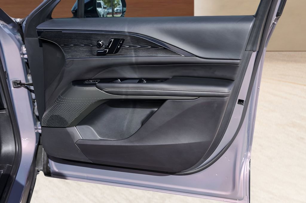 Certified 2024 Cadillac Lyriq Sport image 28