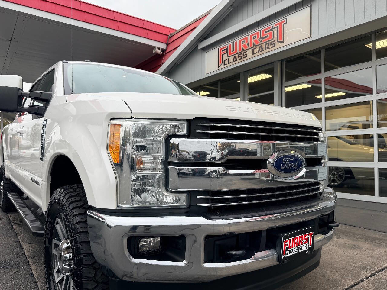 Used 2017 Ford F350 Lariat w/ FX4 Off-Road Package image 18