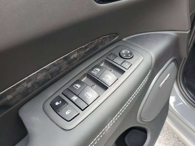 New 2023 Dodge Durango SRT AWD/4WD image 12