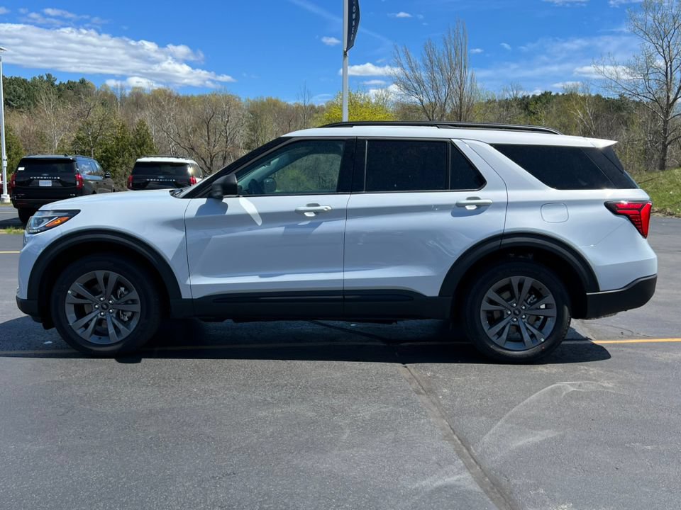 Used 2026 Ford Explorer Active w/ Active Comfort Package AWD/4WD image 41