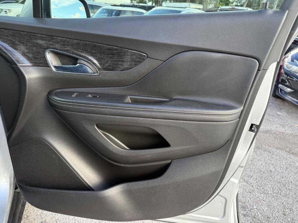 Used 2015 Buick Encore Convenience image 18