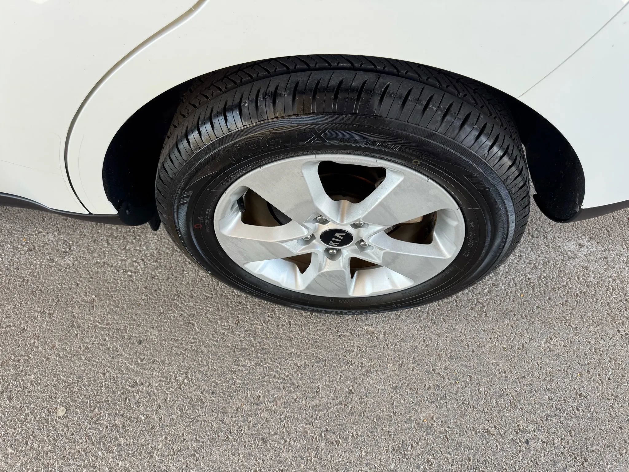 Used 2019 Kia Soul image 27