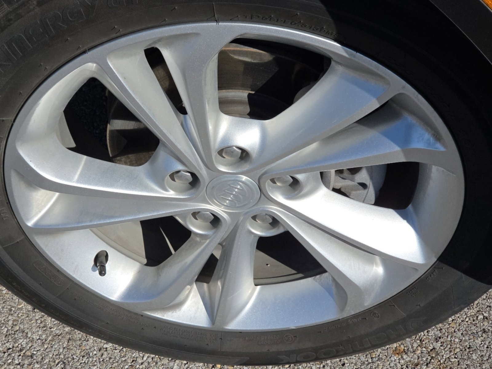 Used 2023 Buick Encore GX Preferred w/ Cold Weather Comfort Package image 11