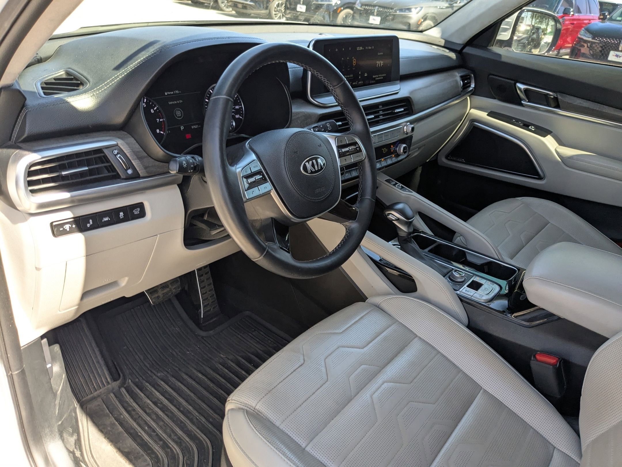 Used 2021 Kia Telluride SX w/ SX Prestige Package image 10