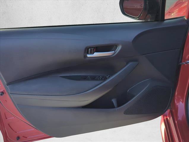 Used 2020 Toyota Corolla LE FWD image 7