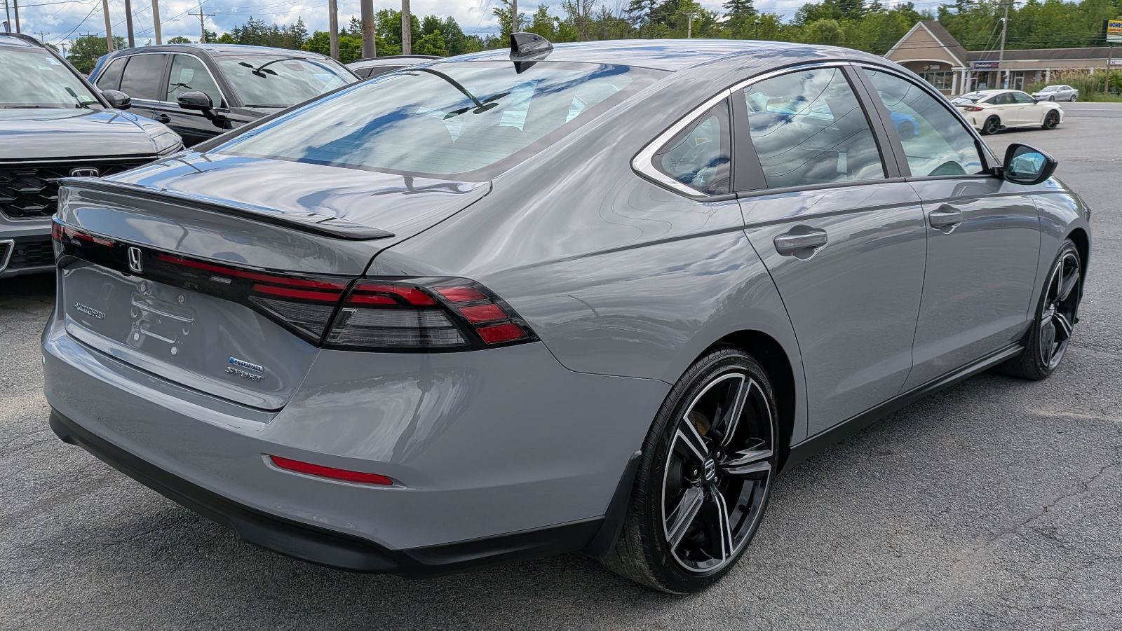 Certified 2025 Honda Accord Sport image 8