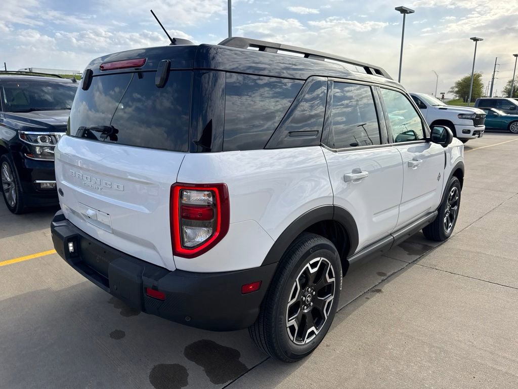 Used 2025 Ford Bronco Sport Outer Banks w/ Outer Banks Tech Package+ AWD/4WD image 6