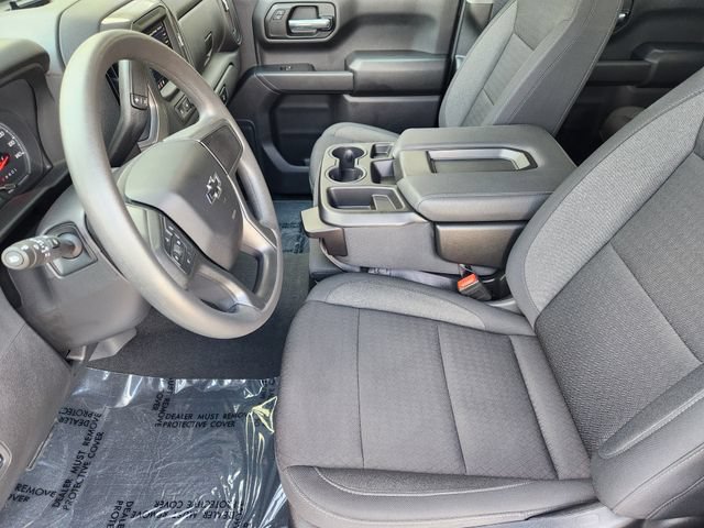 Used 2025 Chevrolet Silverado 1500 Custom Trail Boss w/ LPO, Dark Essentials Package AWD/4WD image 4