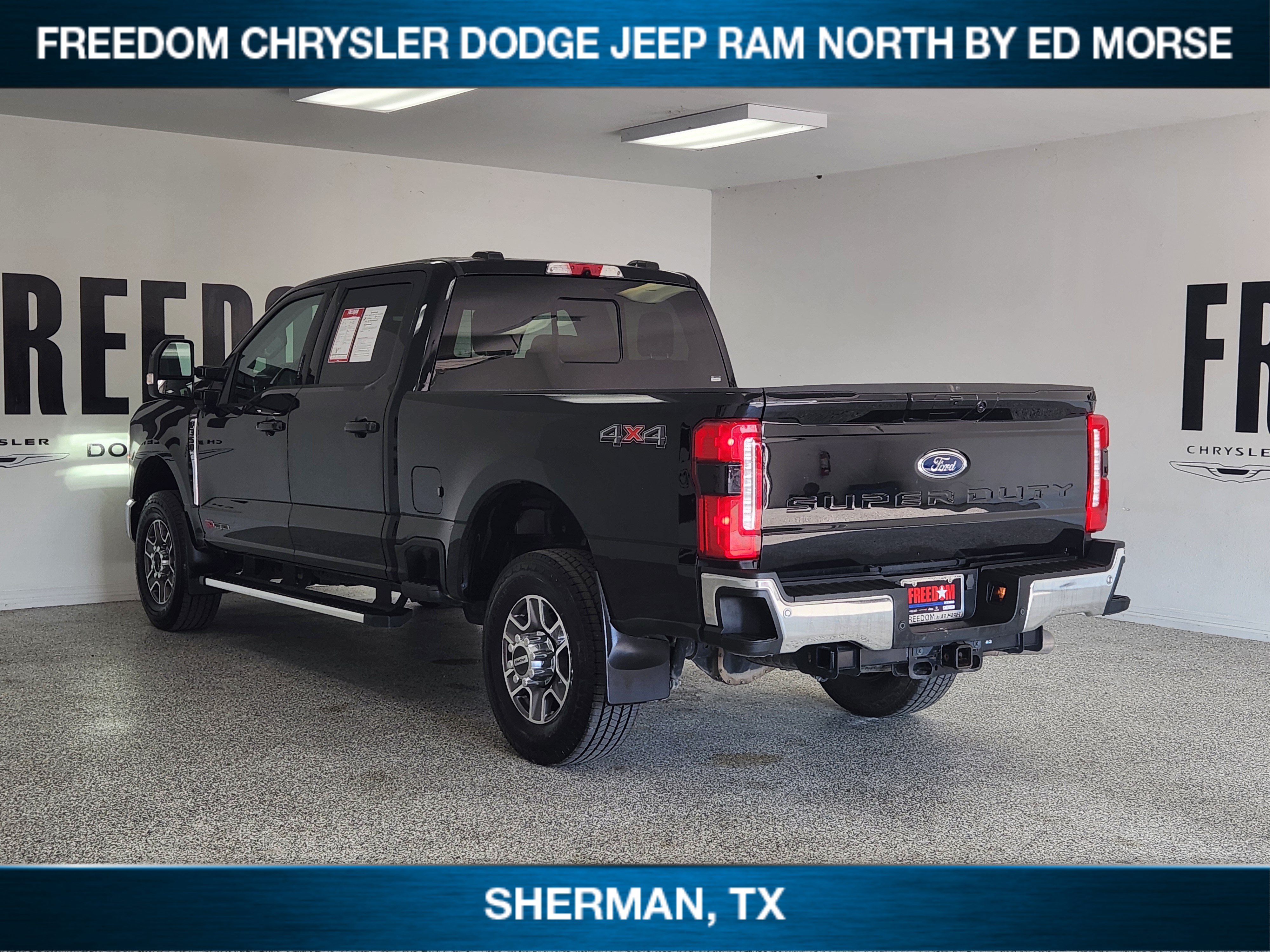 Used 2024 Ford F350 Lariat AWD/4WD image 3