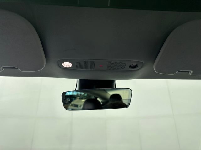 Used 2023 Tesla Model 3 Standard Range image 22