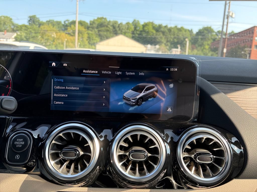 New 2026 Mercedes-Benz GLA 250 4MATIC image 25