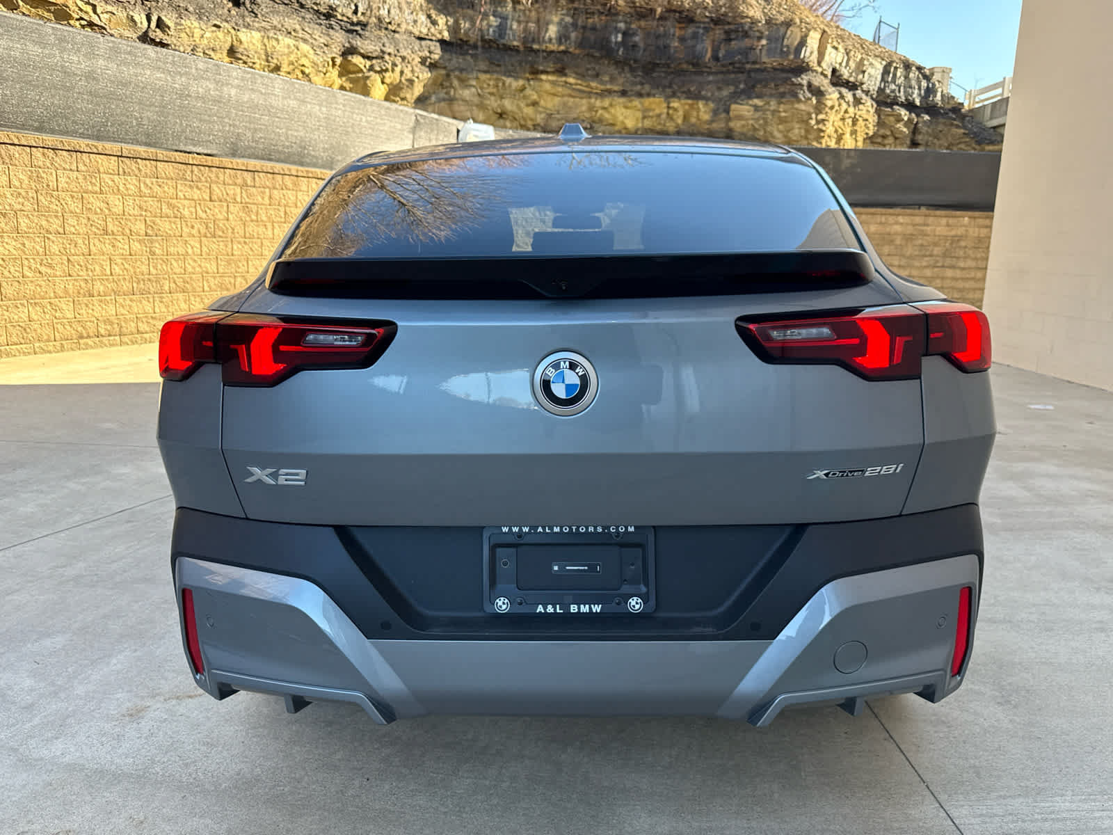 Used 2026 BMW X2 xDrive28i w/ Convenience Package AWD/4WD image 4
