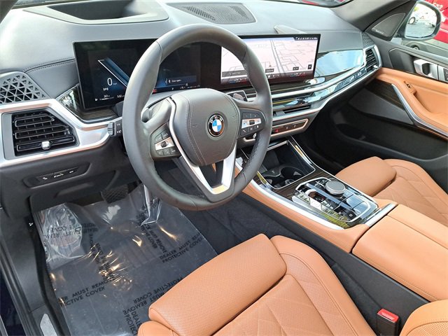 Used 2025 BMW X5 sDrive40i w/ Premium Package image 16