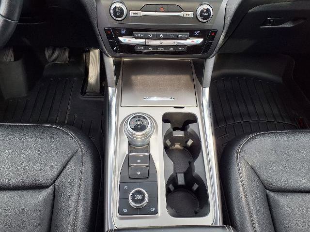 Certified 2020 Ford Explorer XLT w/ Equipment Group 202A image 26