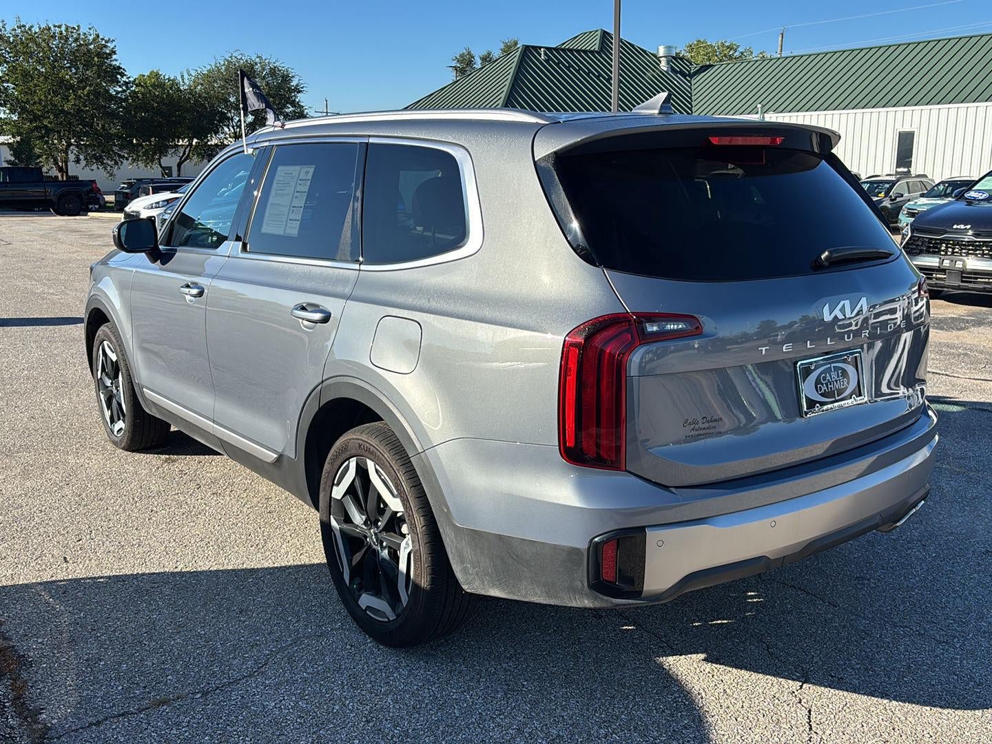 Certified 2025 Kia Telluride S FWD image 4