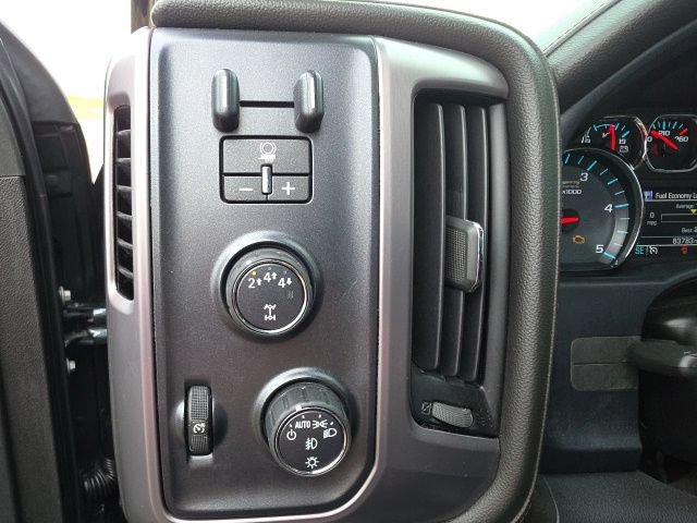 Used 2018 GMC Sierra 2500 SLT w/ Duramax Plus Package AWD/4WD image 14