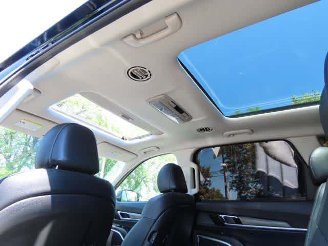 Used 2020 Kia Telluride SX FWD image 18