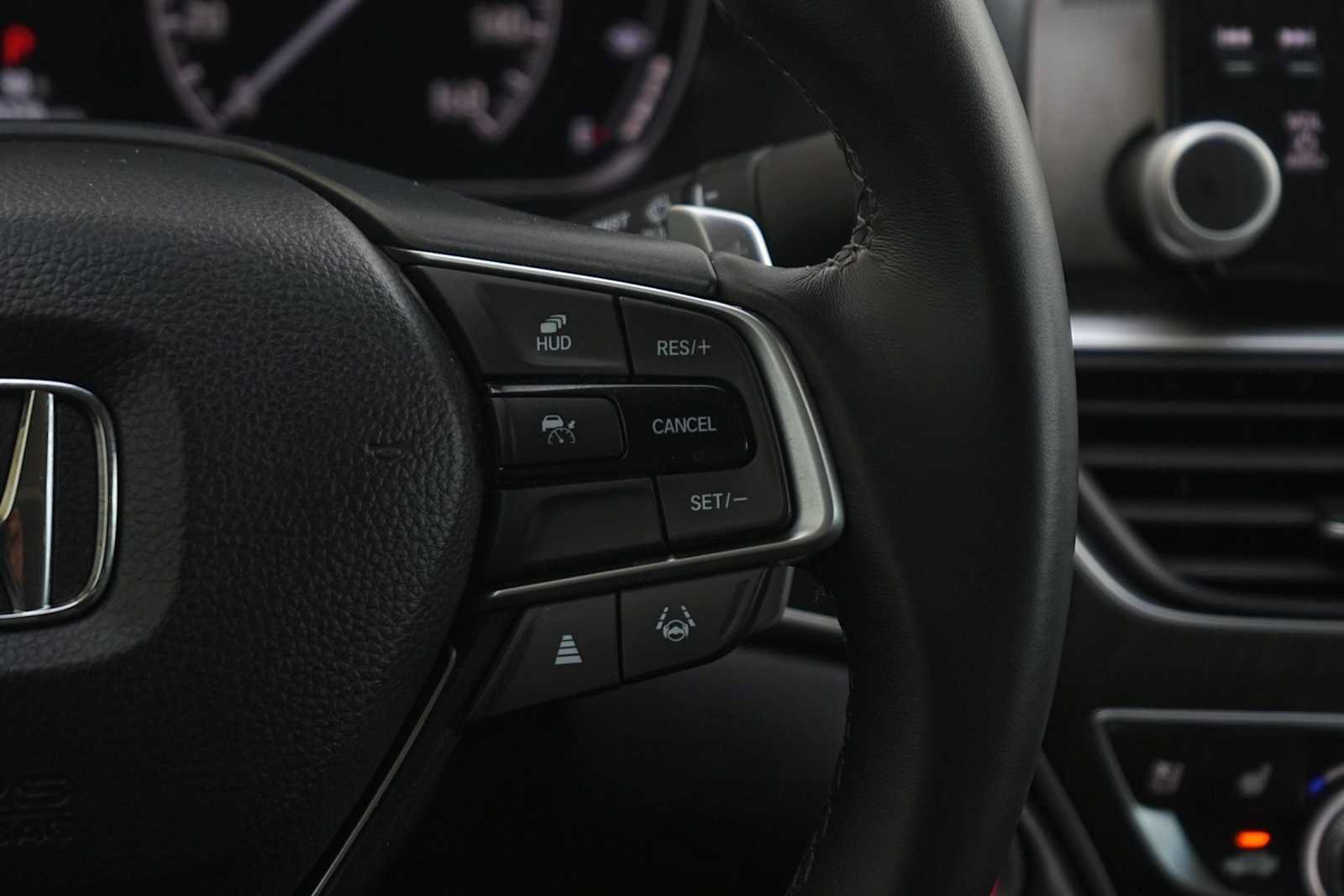 Used 2021 Honda Accord Touring image 22