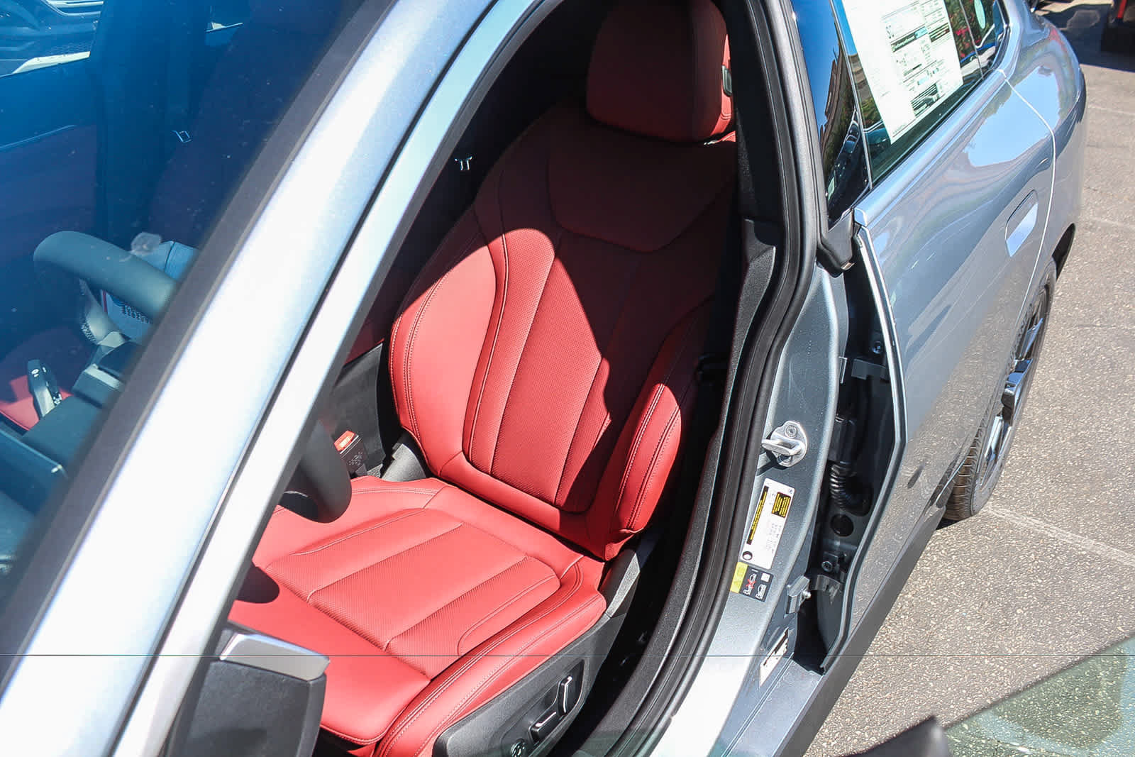 New 2026 BMW i4 eDrive40 w/ Premium Package RWD image 34