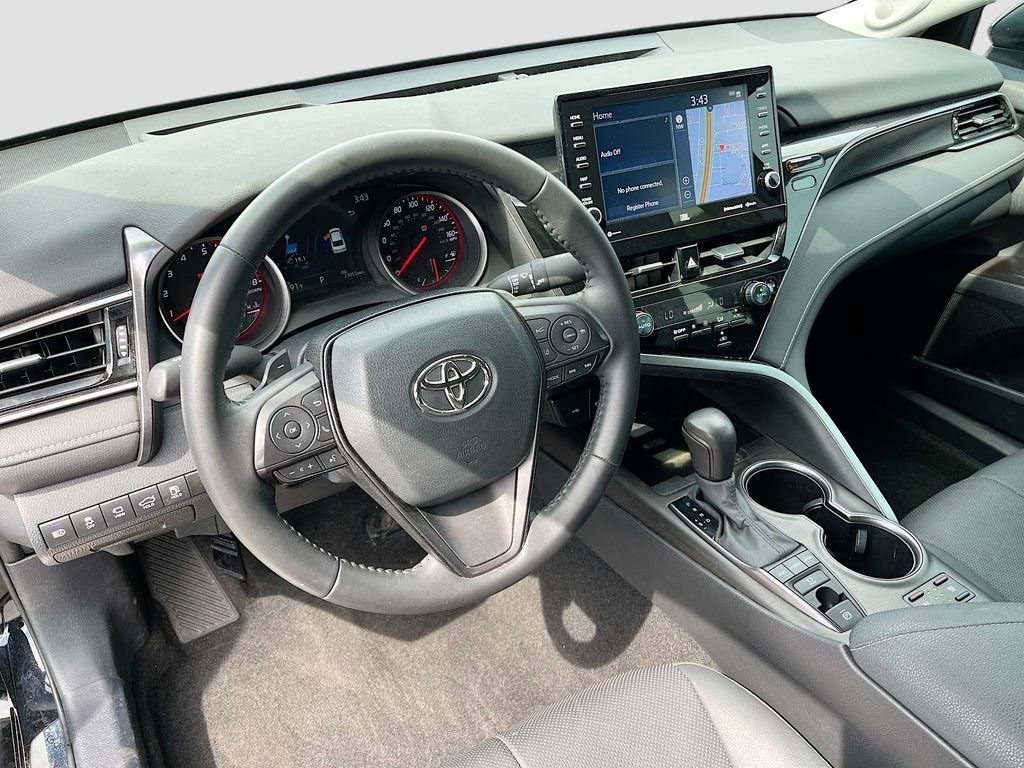 Used 2024 Toyota Camry XSE w/ Navigation Package FWD image 9