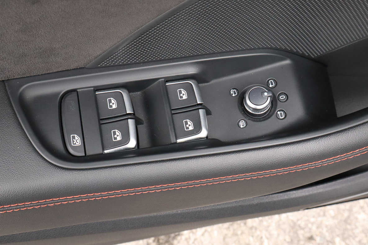 Used 2018 Audi RS 3 w/ Technology Package image 14