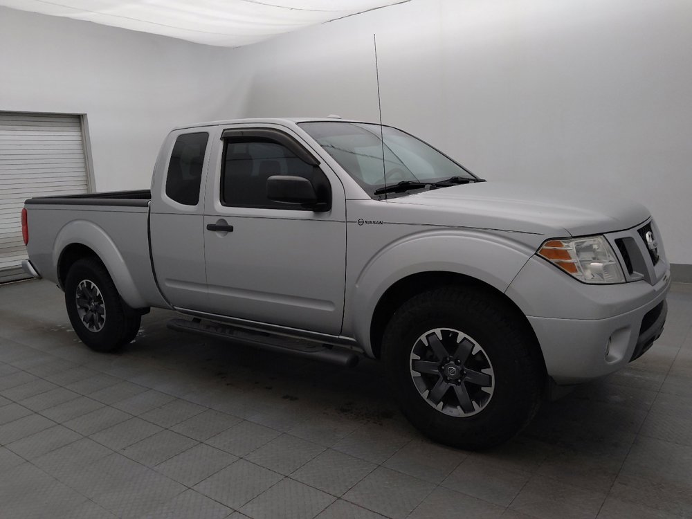Used 2018 Nissan Frontier Desert Runner image 11