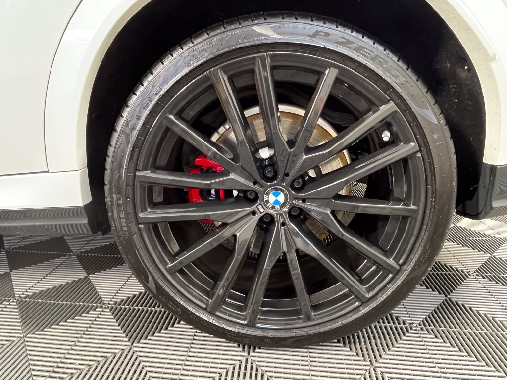 Used 2024 BMW X6 M60i AWD/4WD image 14