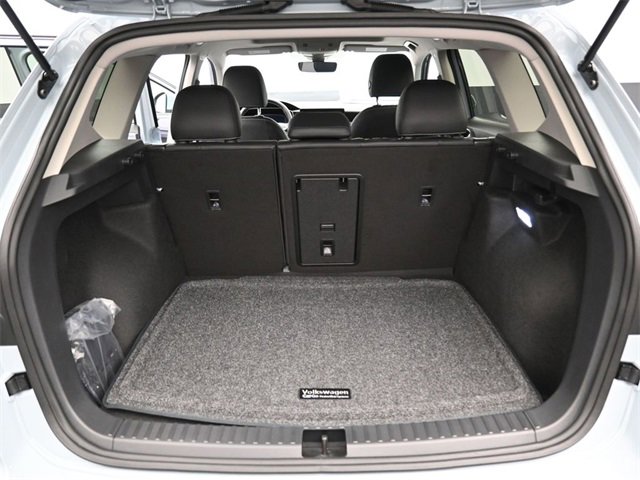 New 2026 Volkswagen Taos SEL image 12