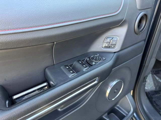 Used 2022 Ford Expedition Max Limited image 18