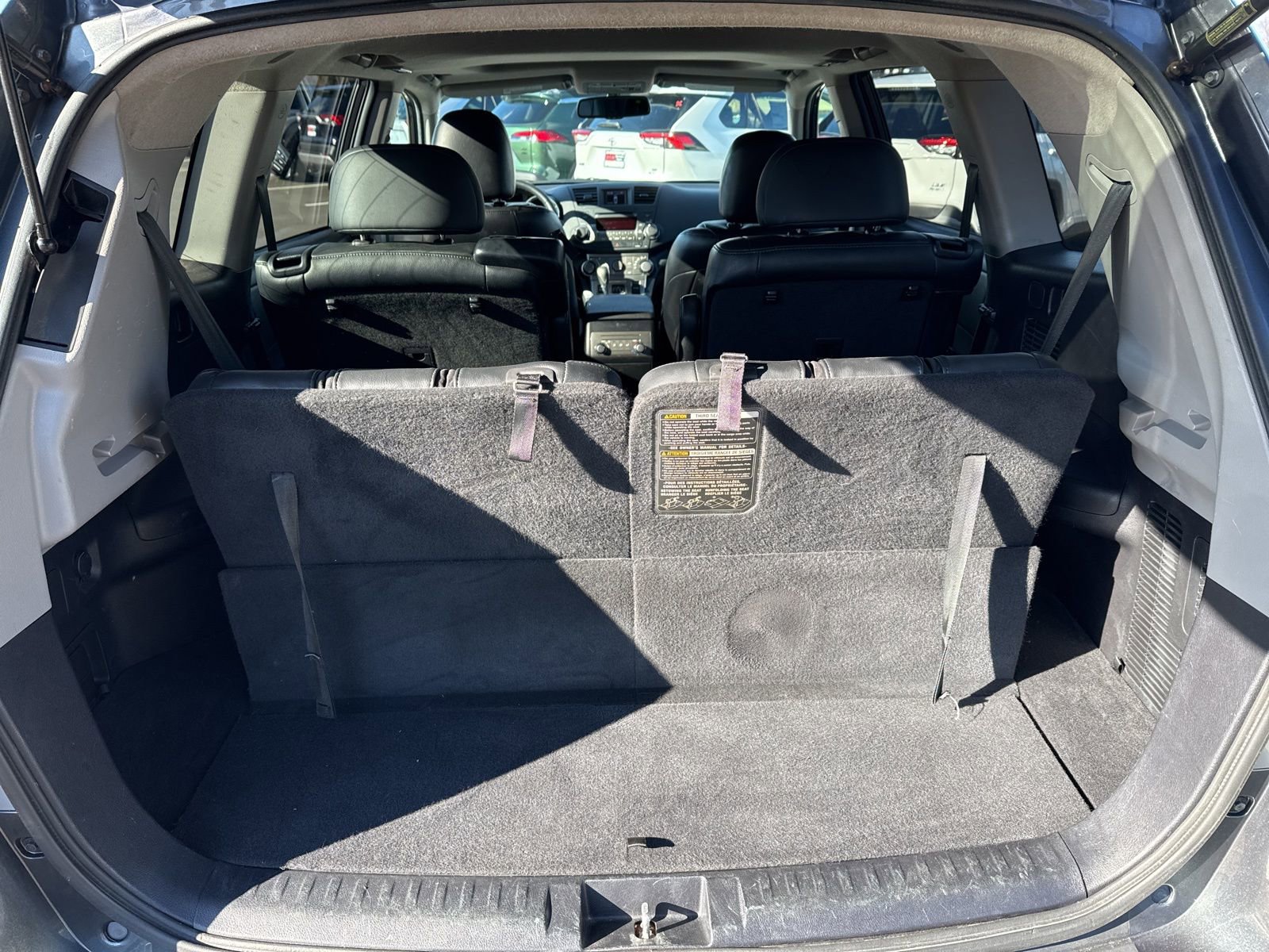 Used 2012 Toyota Highlander SE image 10